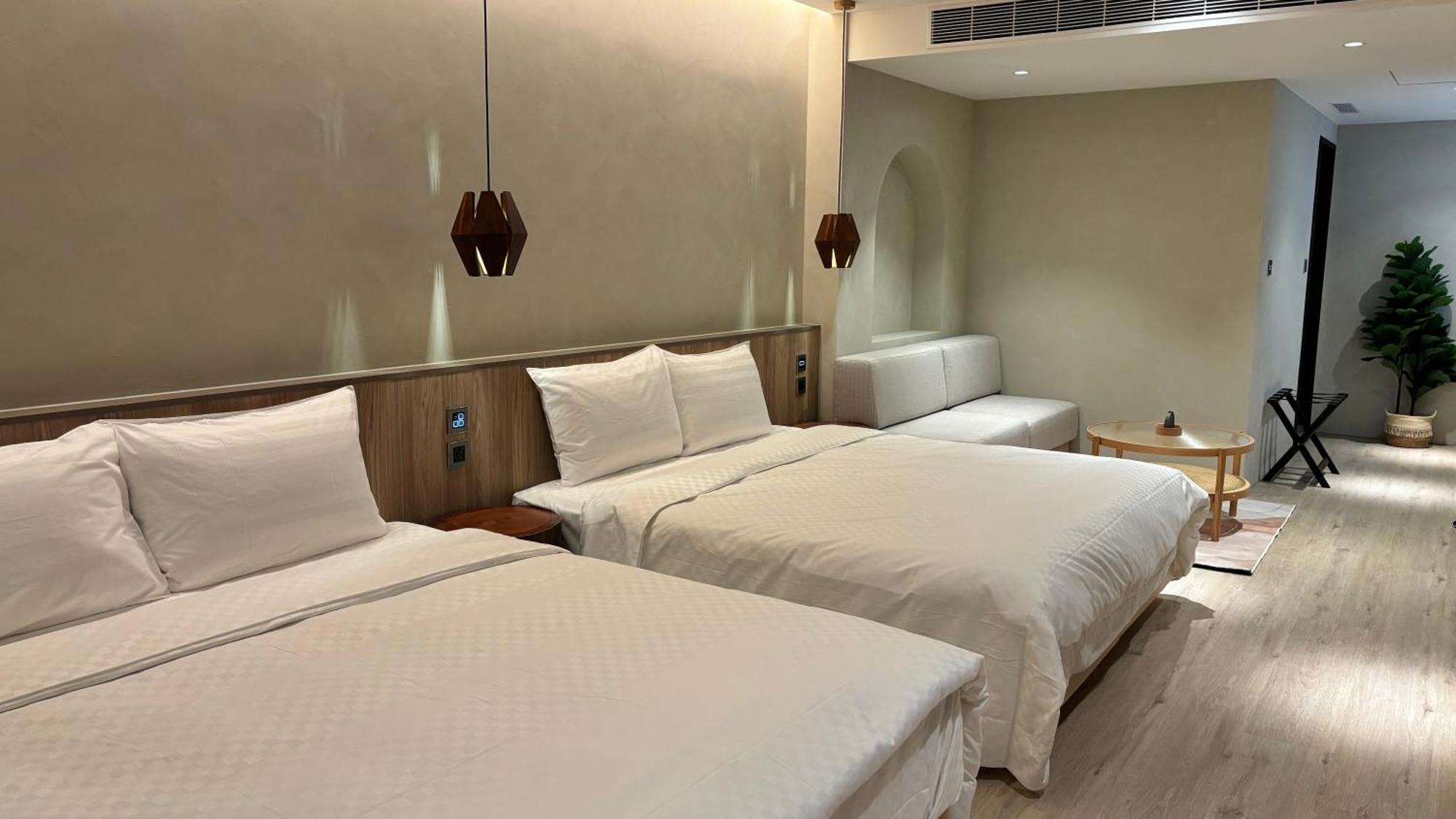 Hotel Initial-Tainan Esterno foto