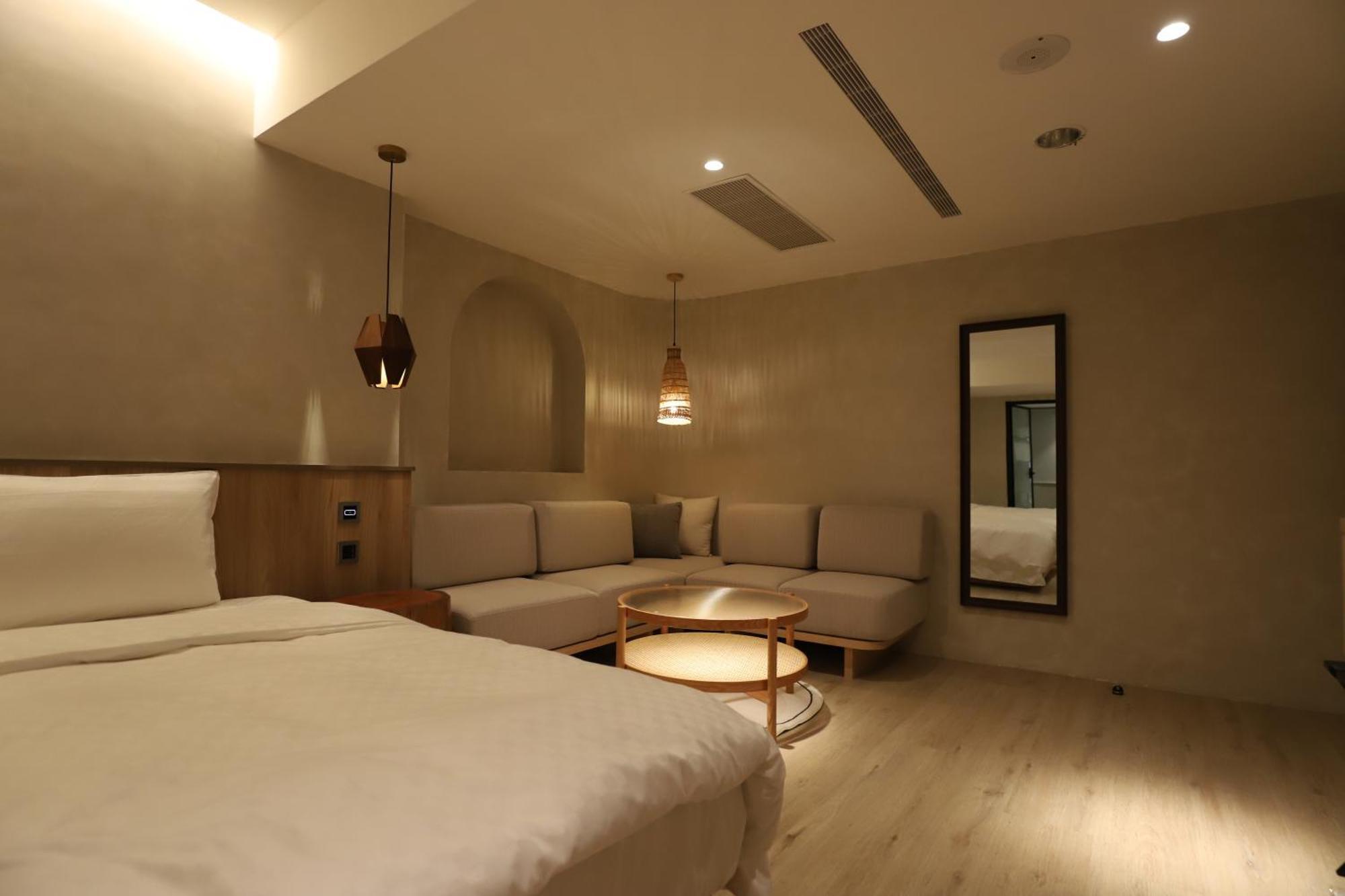 Hotel Initial-Tainan Esterno foto